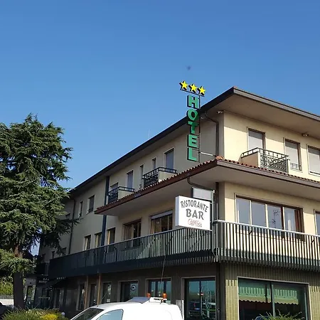 Dei Pini 3* Medolago